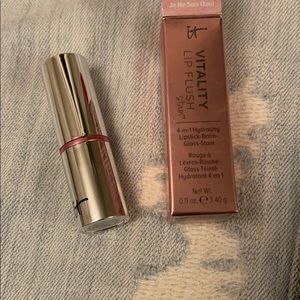 It Cosmetics Je Ne Sais Quoi lip Balm gloss stain